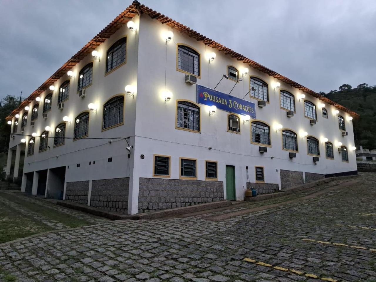 Hotel 3 Coracoes 3*