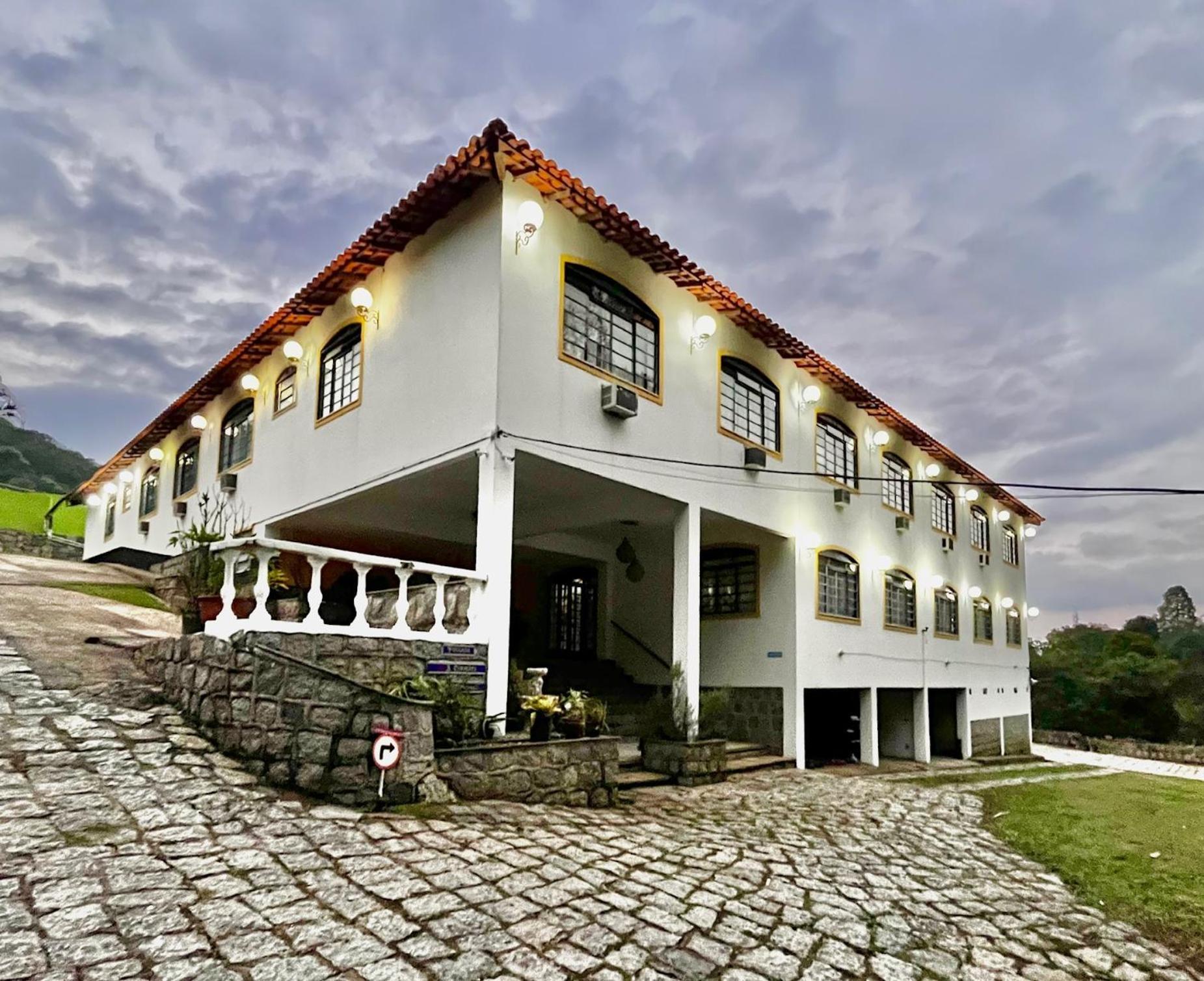 3 Coracoes 3* Penedo (Rio de Janeiro)